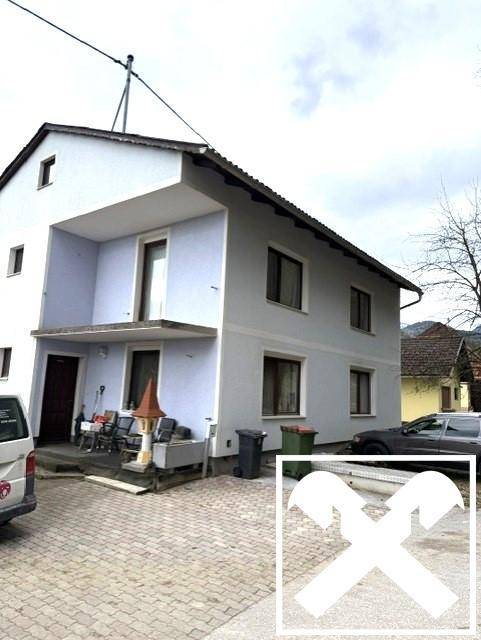 Wohnen, Natur &amp; Freiraum vereint! Zweifamilienhaus mit Nebengebäuden, Landwirtschafts‑ und Forstflächen – pohled 2