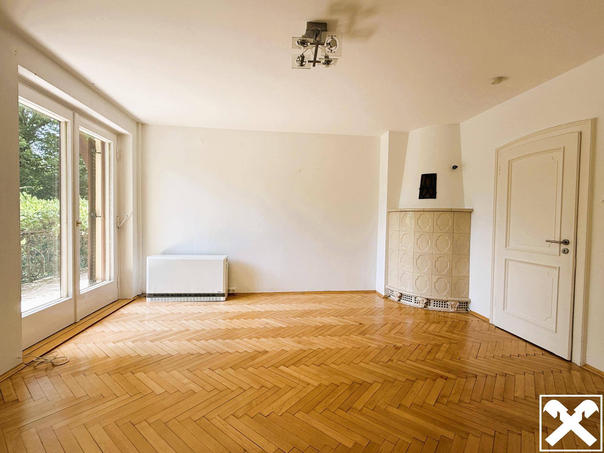 Charmante Villa in Toplage mit großem Grundstück - Ansicht 5