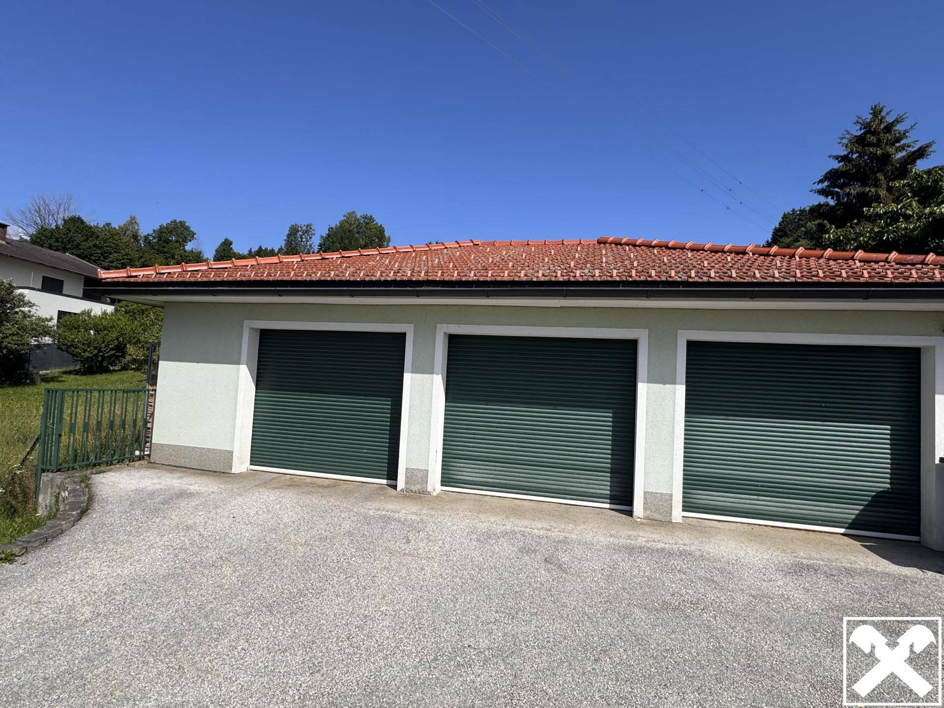 Schickes Haus mit zwei Wohneinheiten - zentrale Lage Feldkirchen - Ansicht 5