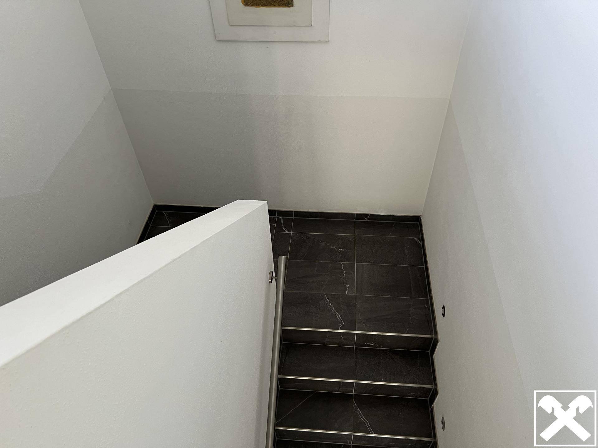 Neubau - Stiege EG zu OG