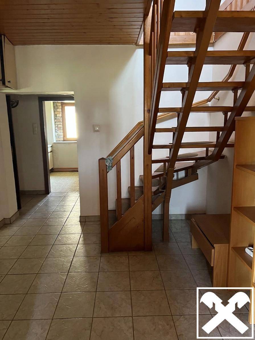 Altbau - Stiegenaufgang EG-OG
