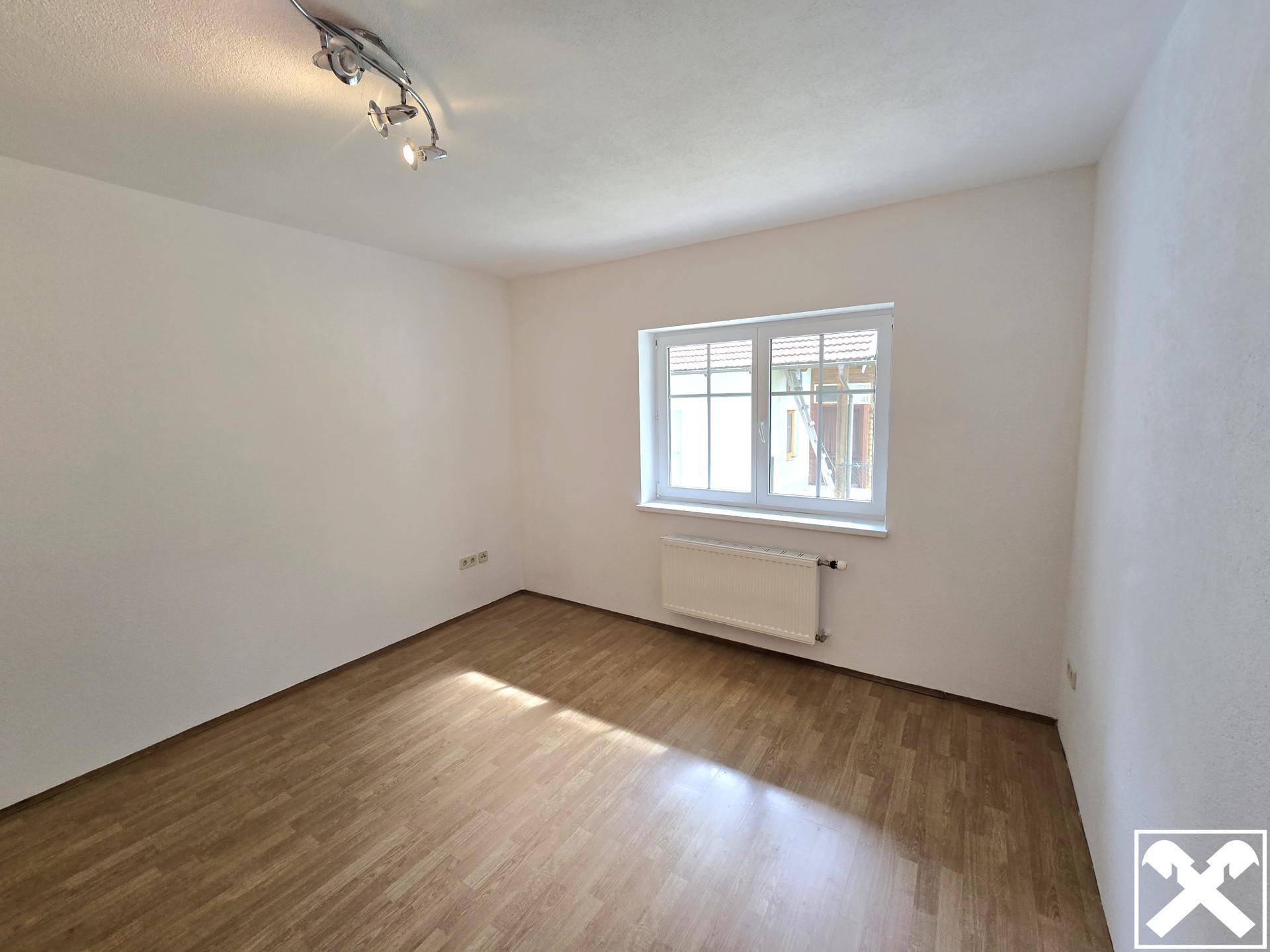 Zimmer (EG)