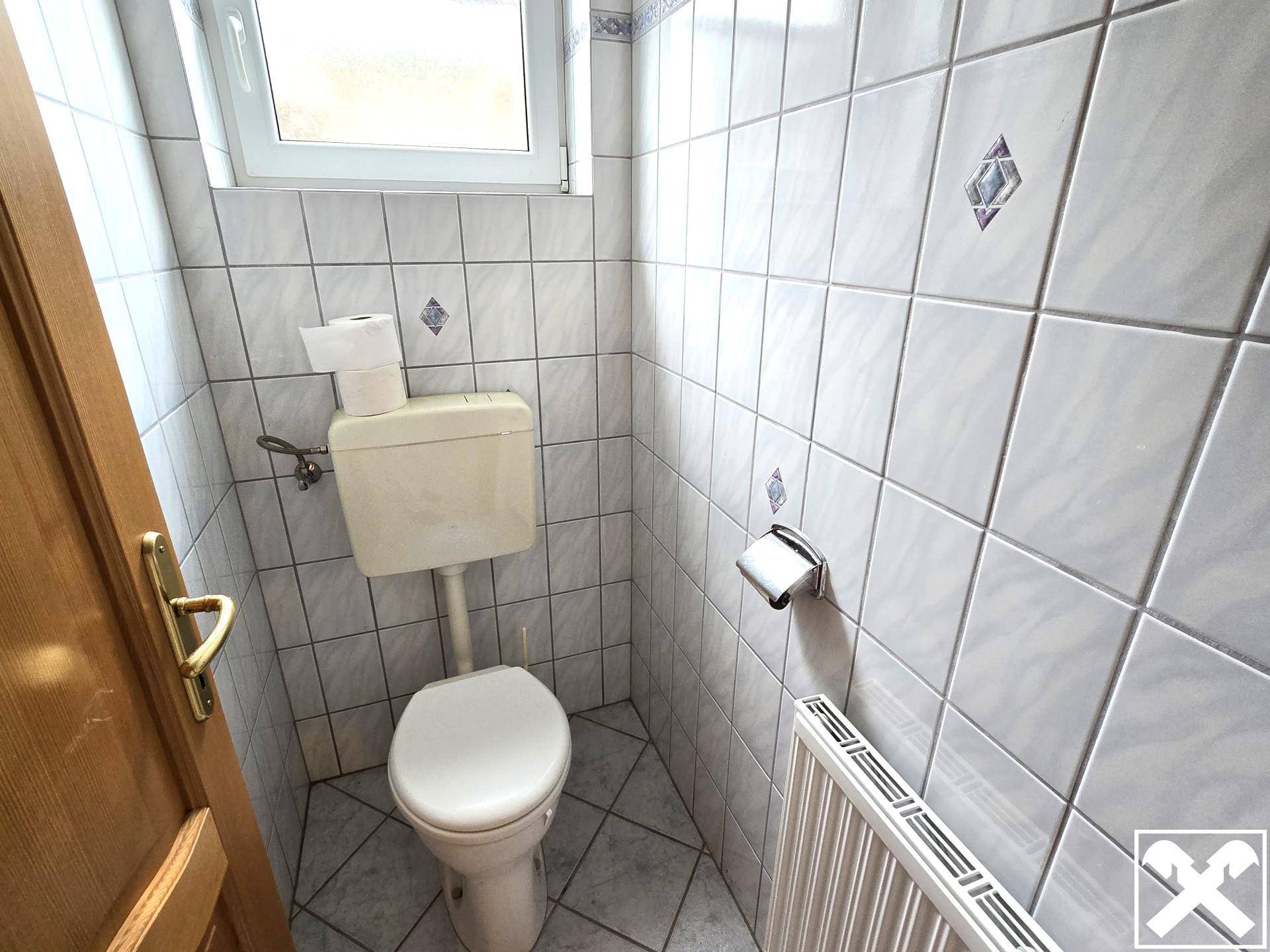WC (KG)