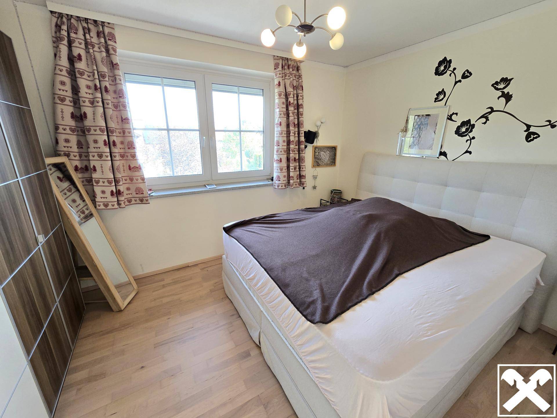 Schlafzimmer (OG)