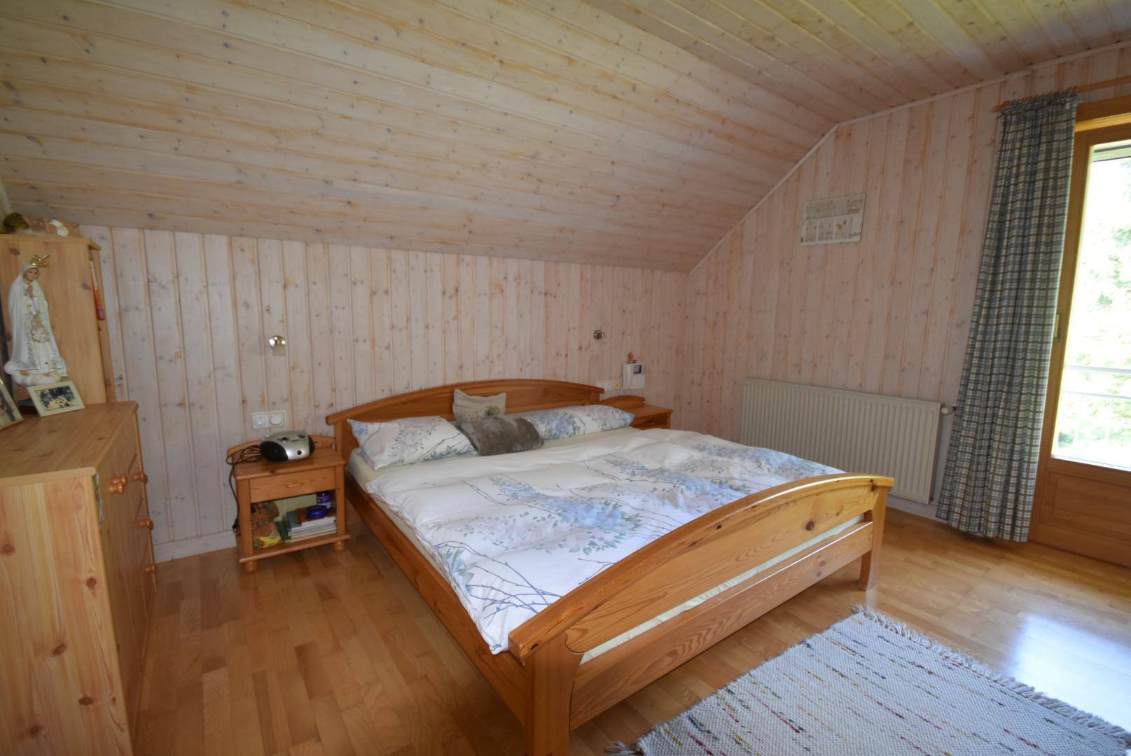 DG Schlafzimmer 1/3