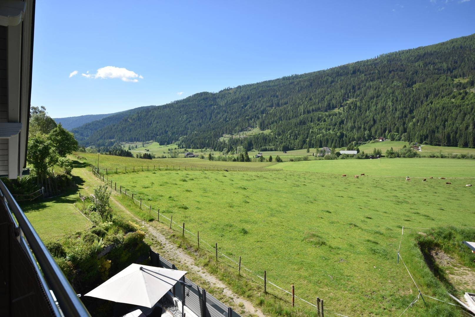 DG Schlafzimmer mit Bad II - Ausblick Balkon