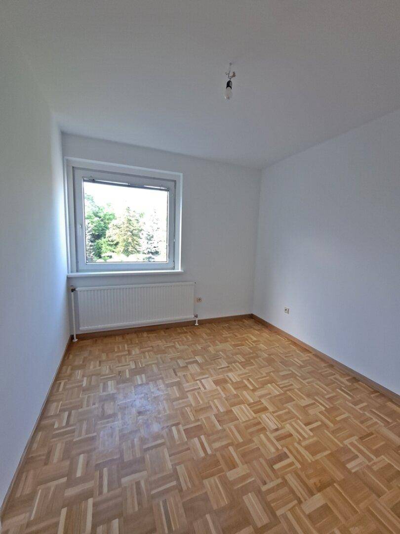 3. Schlafzimmer