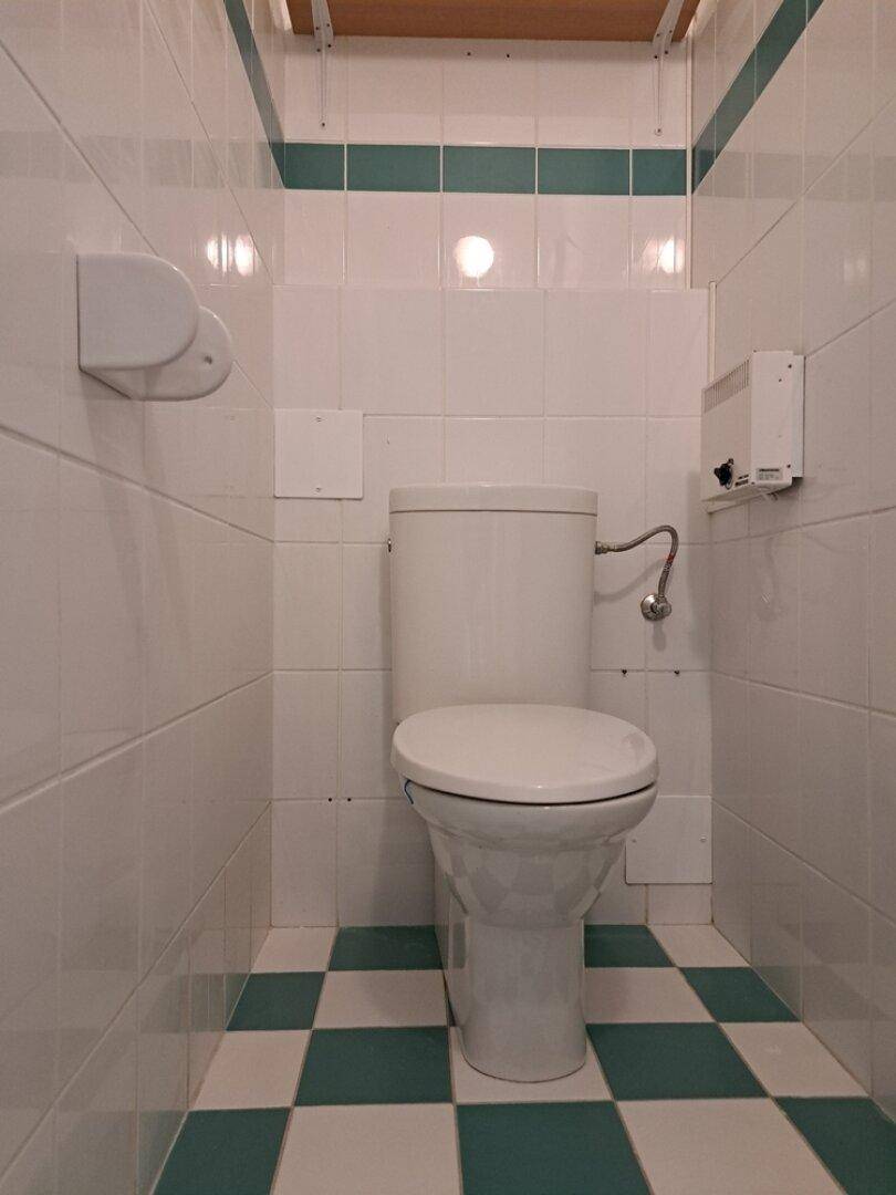 extra WC