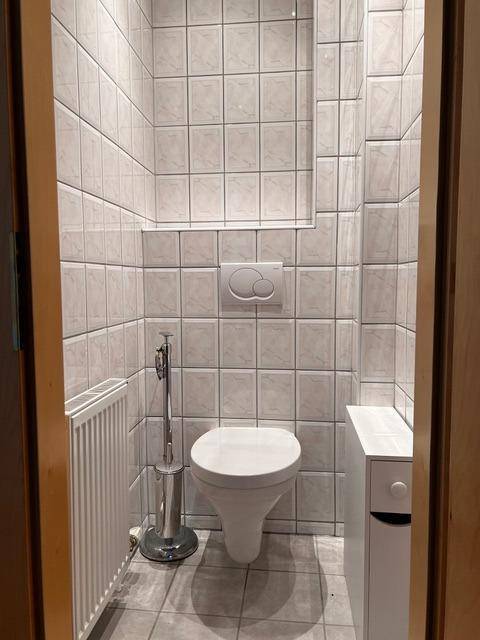 WC EG