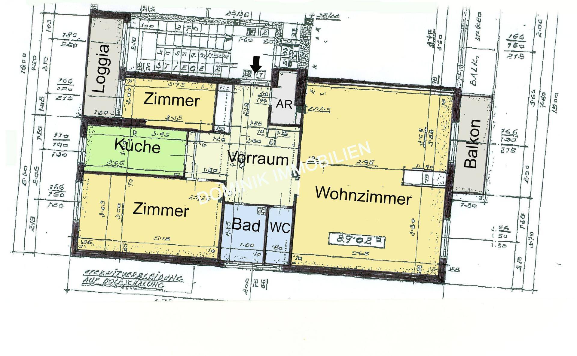 Grundrissplan zeigt die Raumaufteilung mit Wohnzimmer, Küche, Zimmern, Bad und Balkon.
