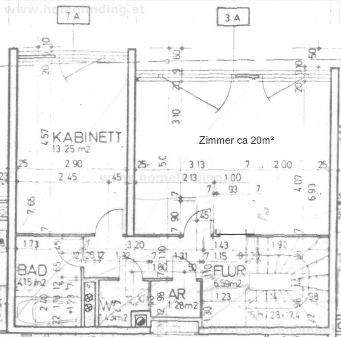 Grundriss des Obergeschosses mit Zimmer, Bad, WC und Flur.