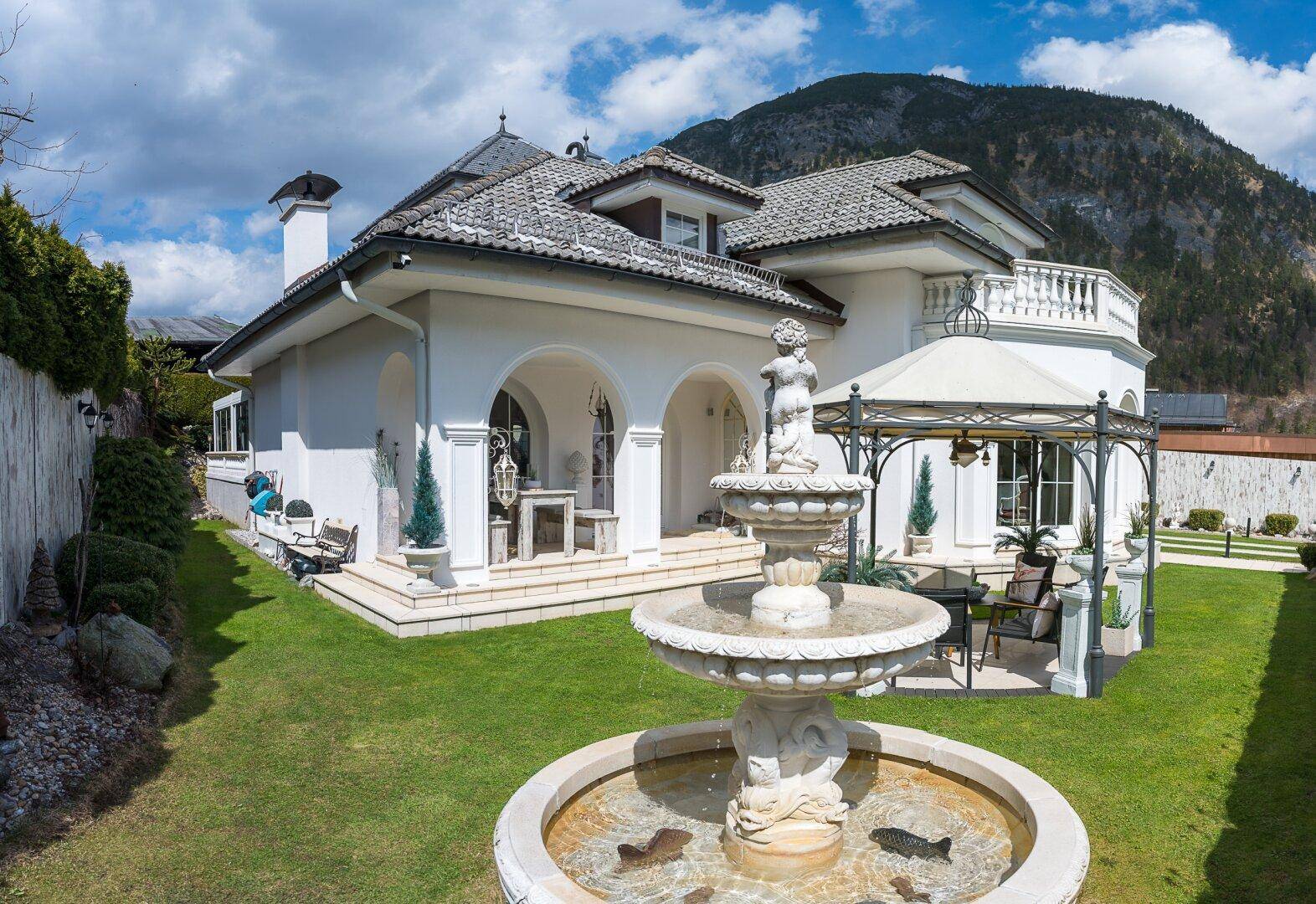 PERTISAU AM ACHENSEE - Luxus pur: Stilvolle Villa mit atemberaubenden Ausblick auf die Tiroler Bergwelt zum Verkauf - Ansicht 3