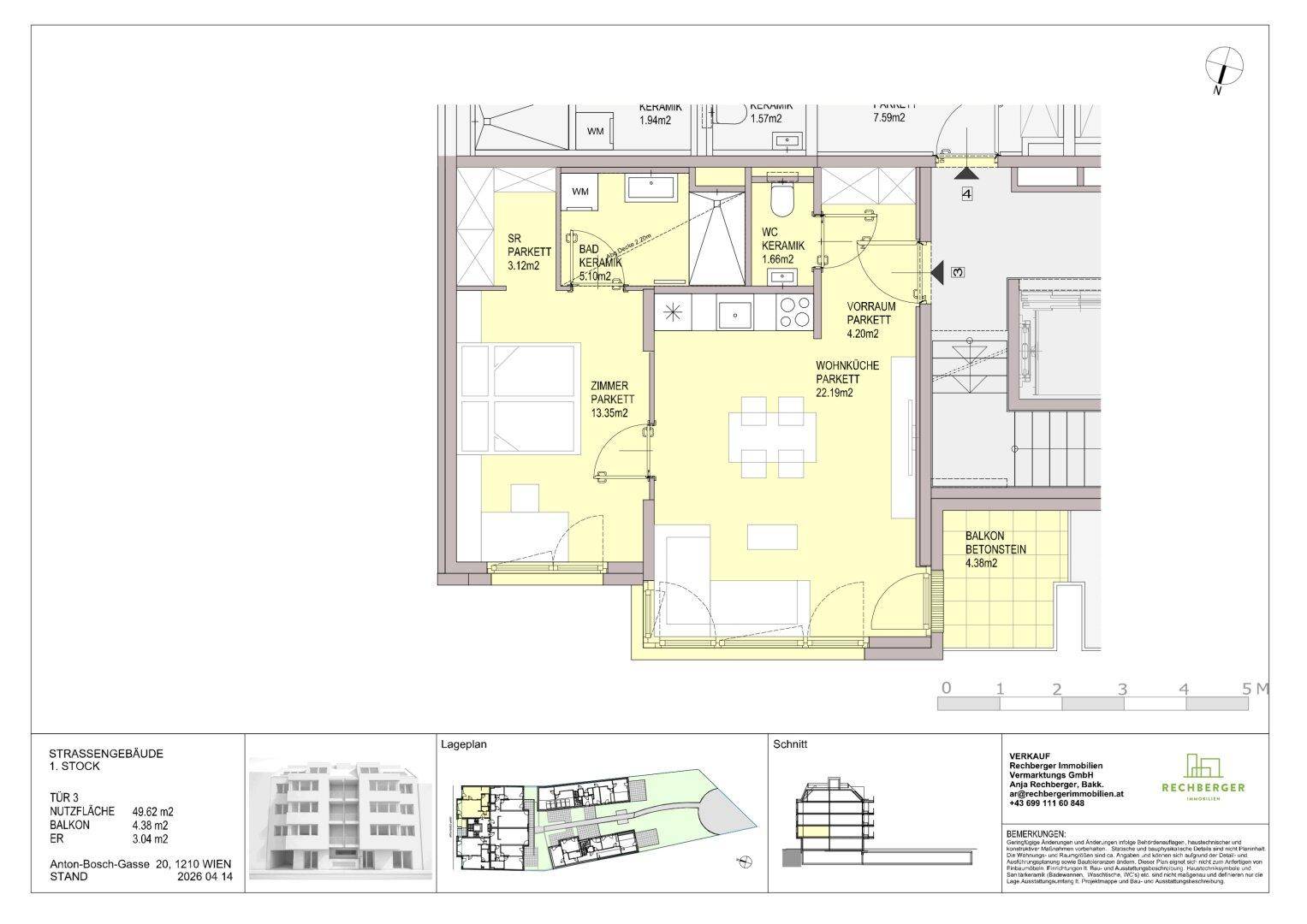 Grundriss einer Wohnung im ersten Stock mit Balkon, Wohnküche und zwei Zimmern.