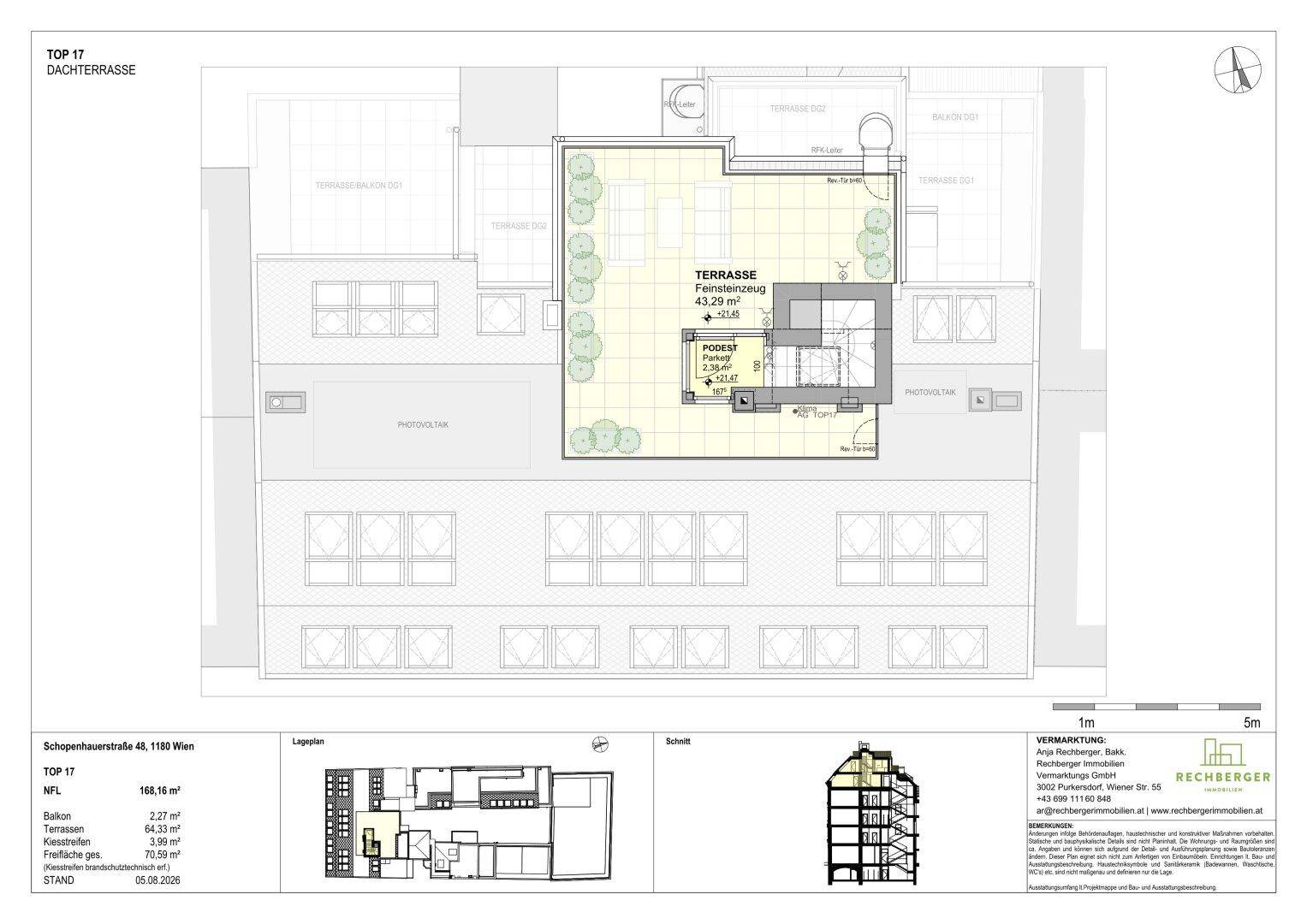Grundriss der Dachterrasse mit großzügiger Fläche und Zugang über eine Treppe.
