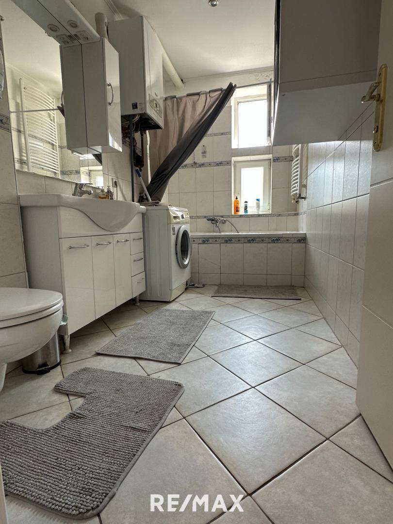 4 Badezimmer