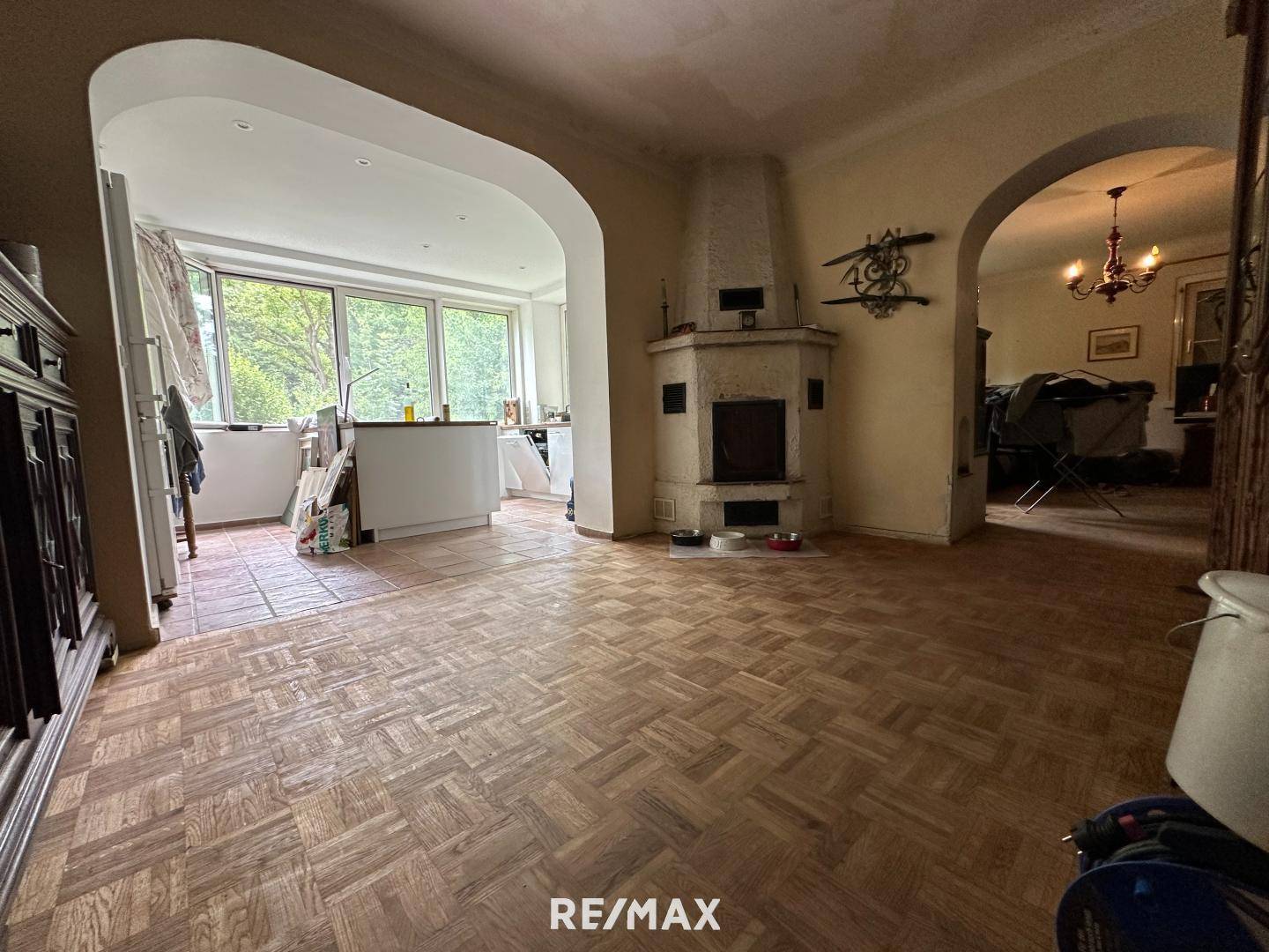 Wohnzimmer mit Kamin