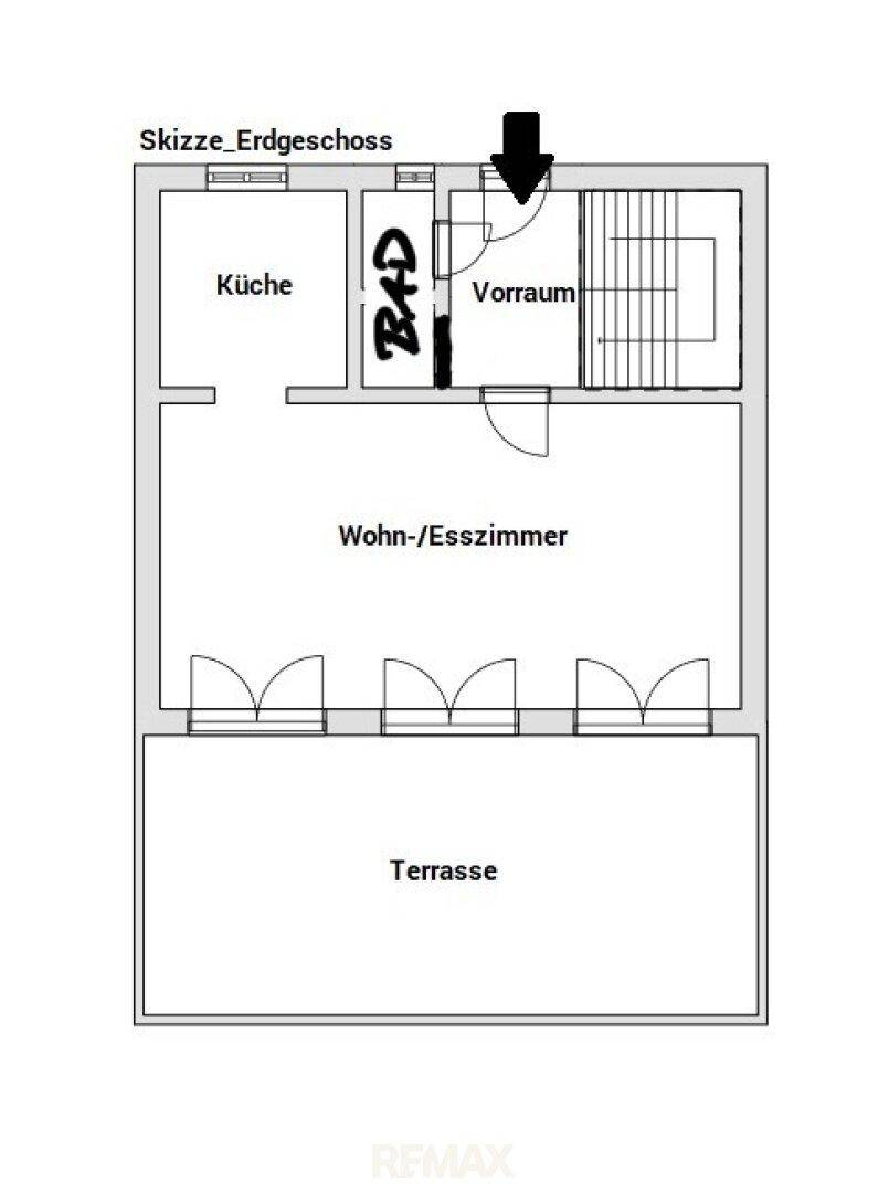 Grundriss des Erdgeschosses mit Küche, offenem Wohn-Esszimmer und großer Terrasse.