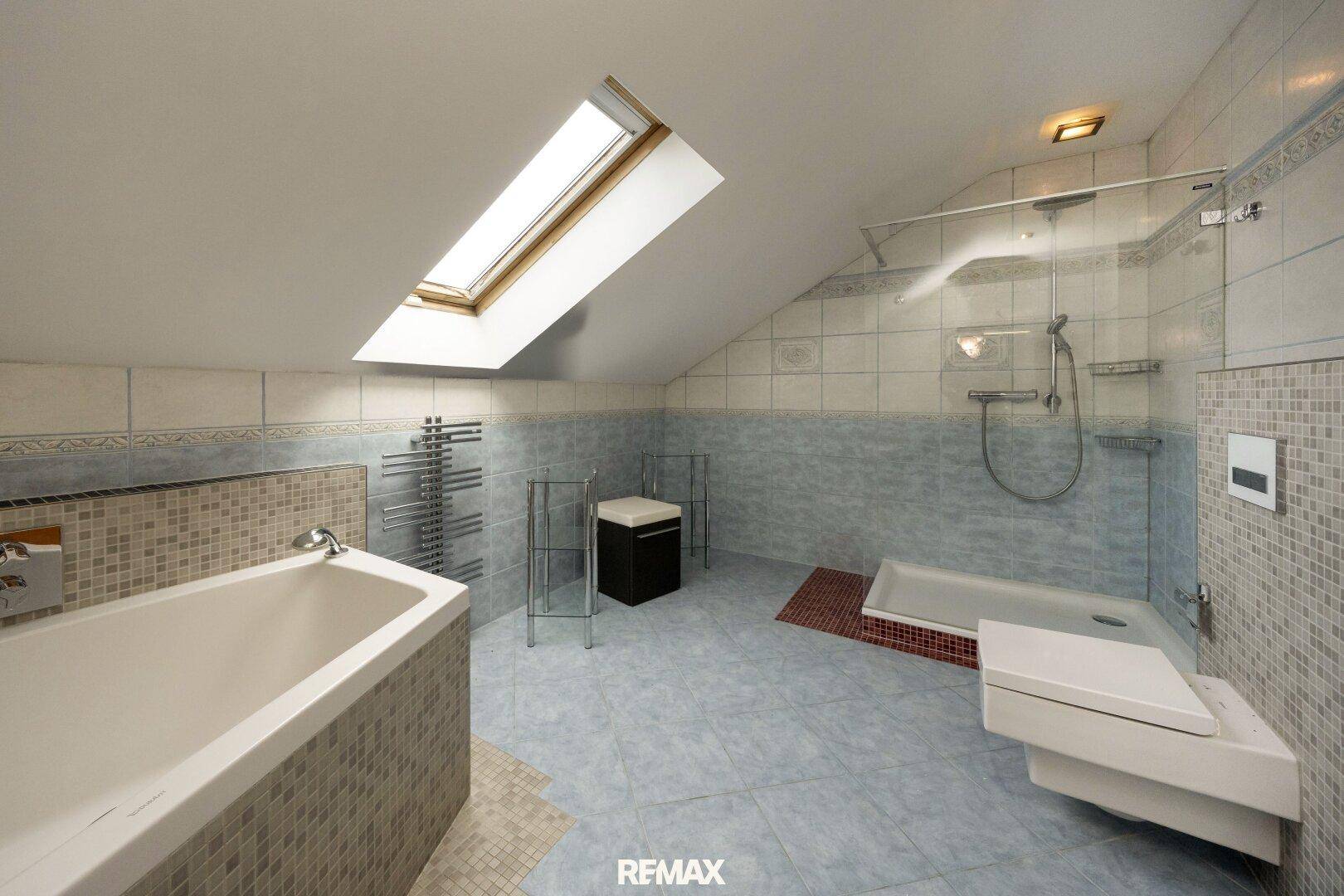 Badezimmer DG Einfamilienhaus