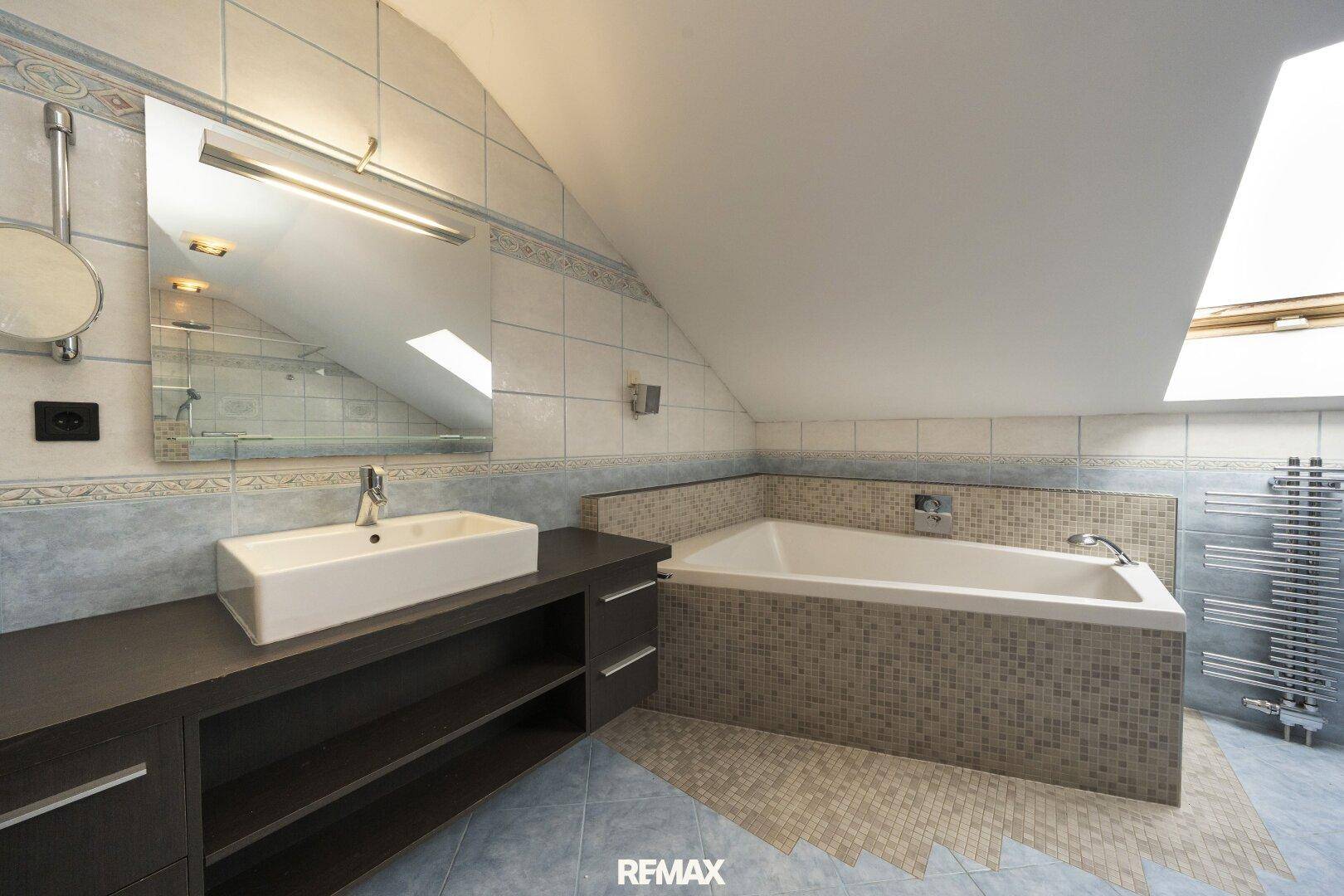 Badezimmer DG Einfamilienhaus