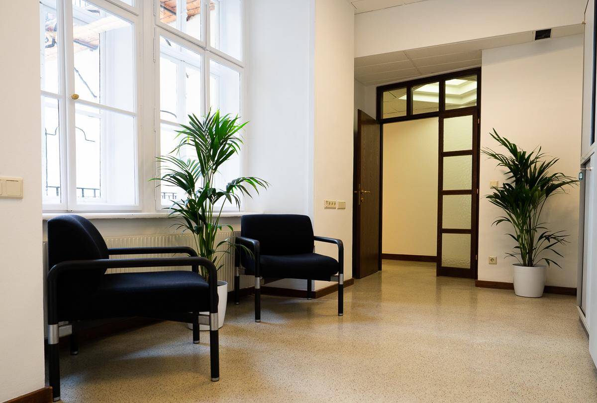 Büro 4