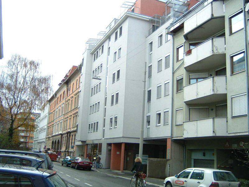 Straßenansicht Haus