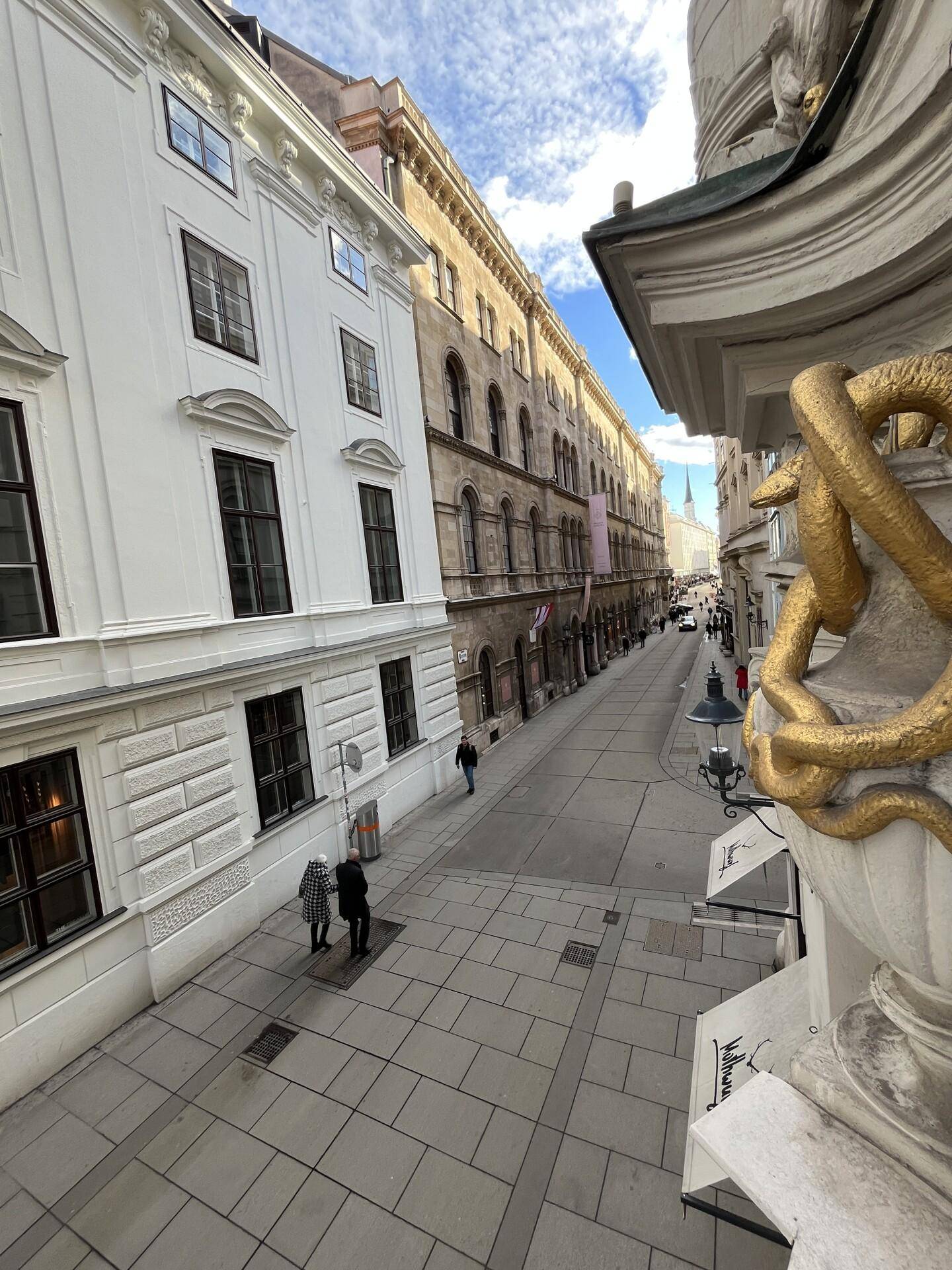 Ausblick/Richtung Palais Ferstel