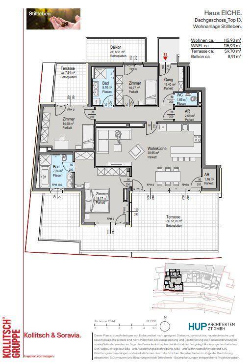 Grundriss des Dachgeschosses Top 13 mit offenem Wohnbereich, zwei Bädern, Balkon und großer Terrasse.