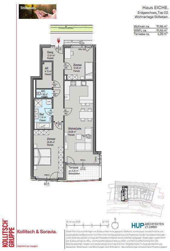 Grundriss der Erdgeschosswohnung Top 02 mit offener Wohnküche, zwei Zimmern und einer Terrasse.