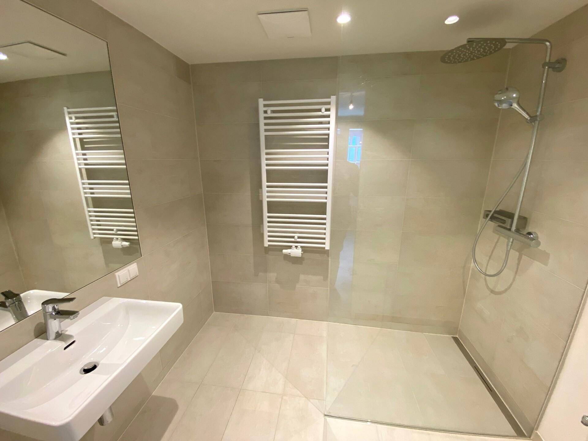 BEISPIEL Badezimmer