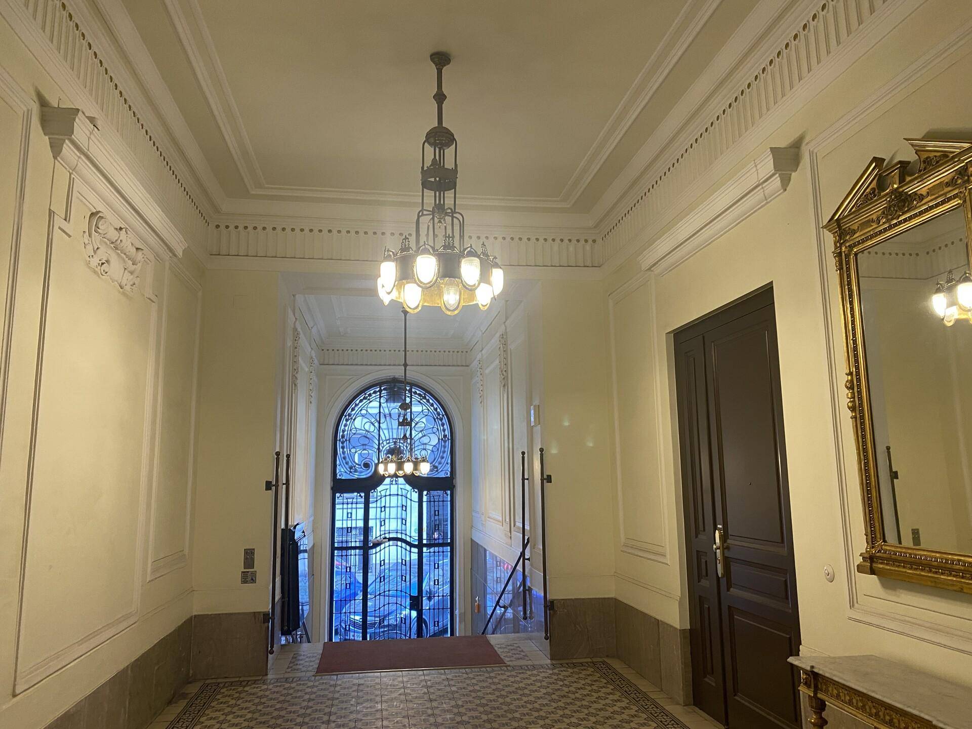 Entrée vom Haus