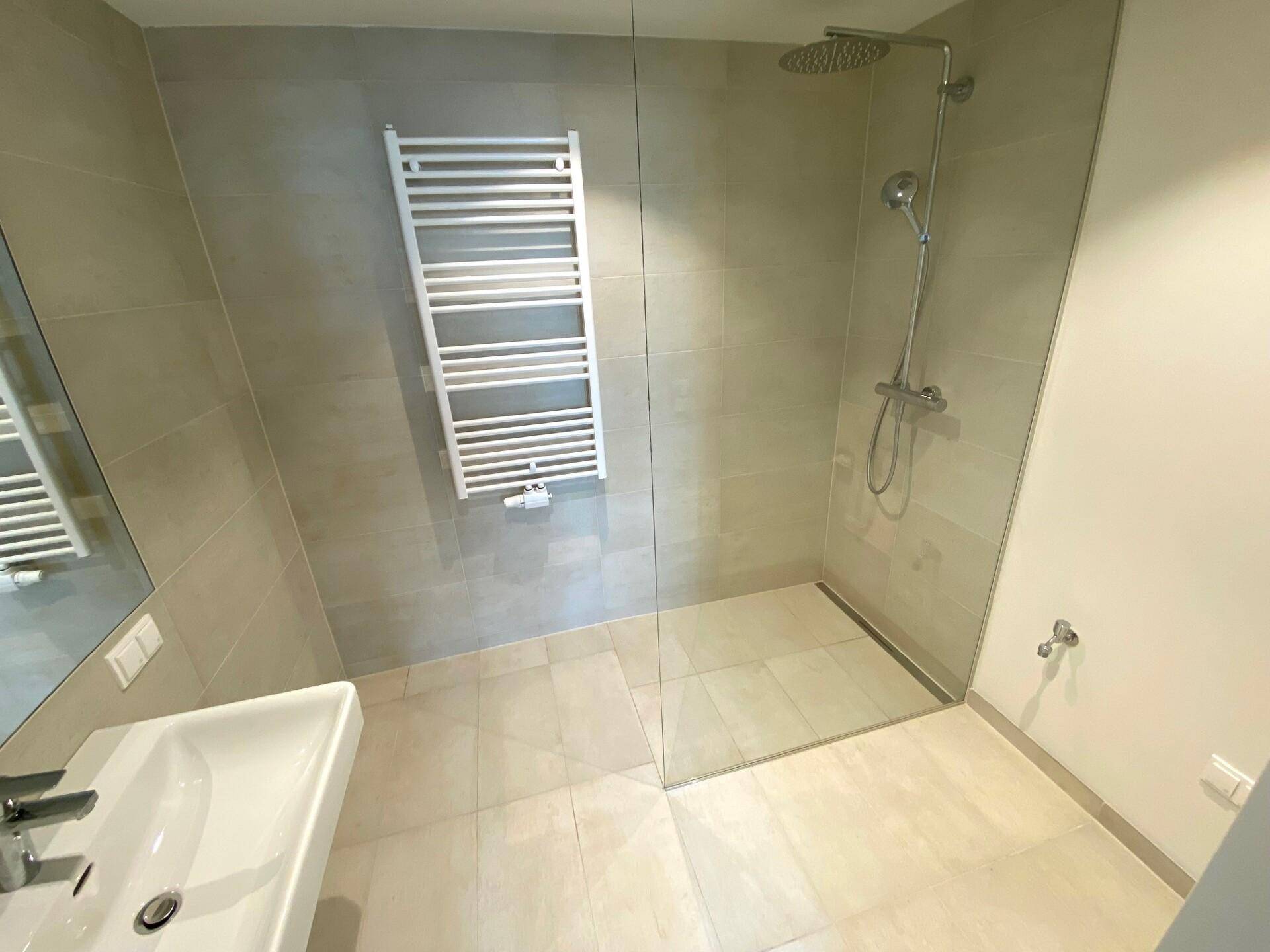 BEISPIEL Badezimmer