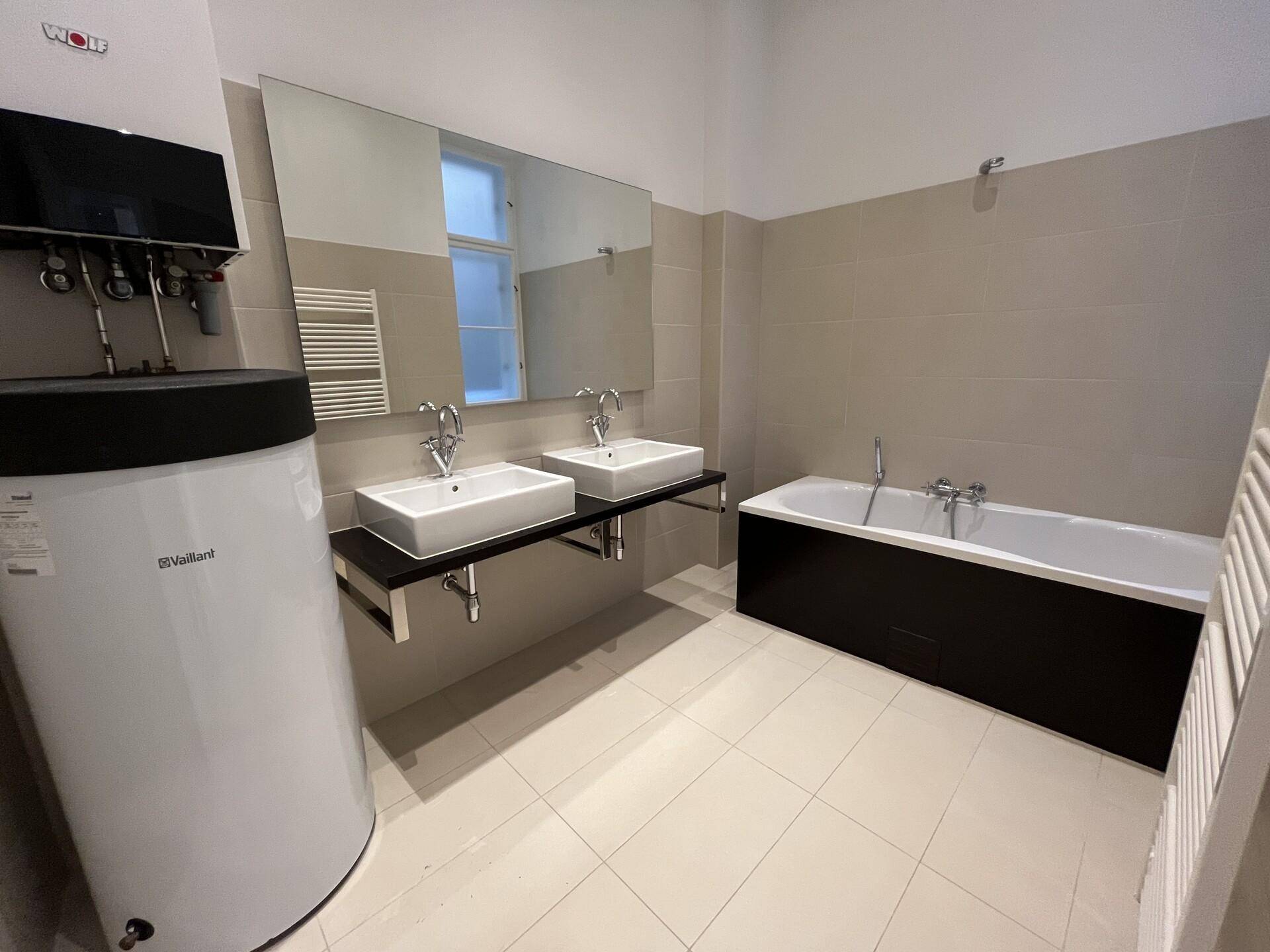 Badezimmer 2