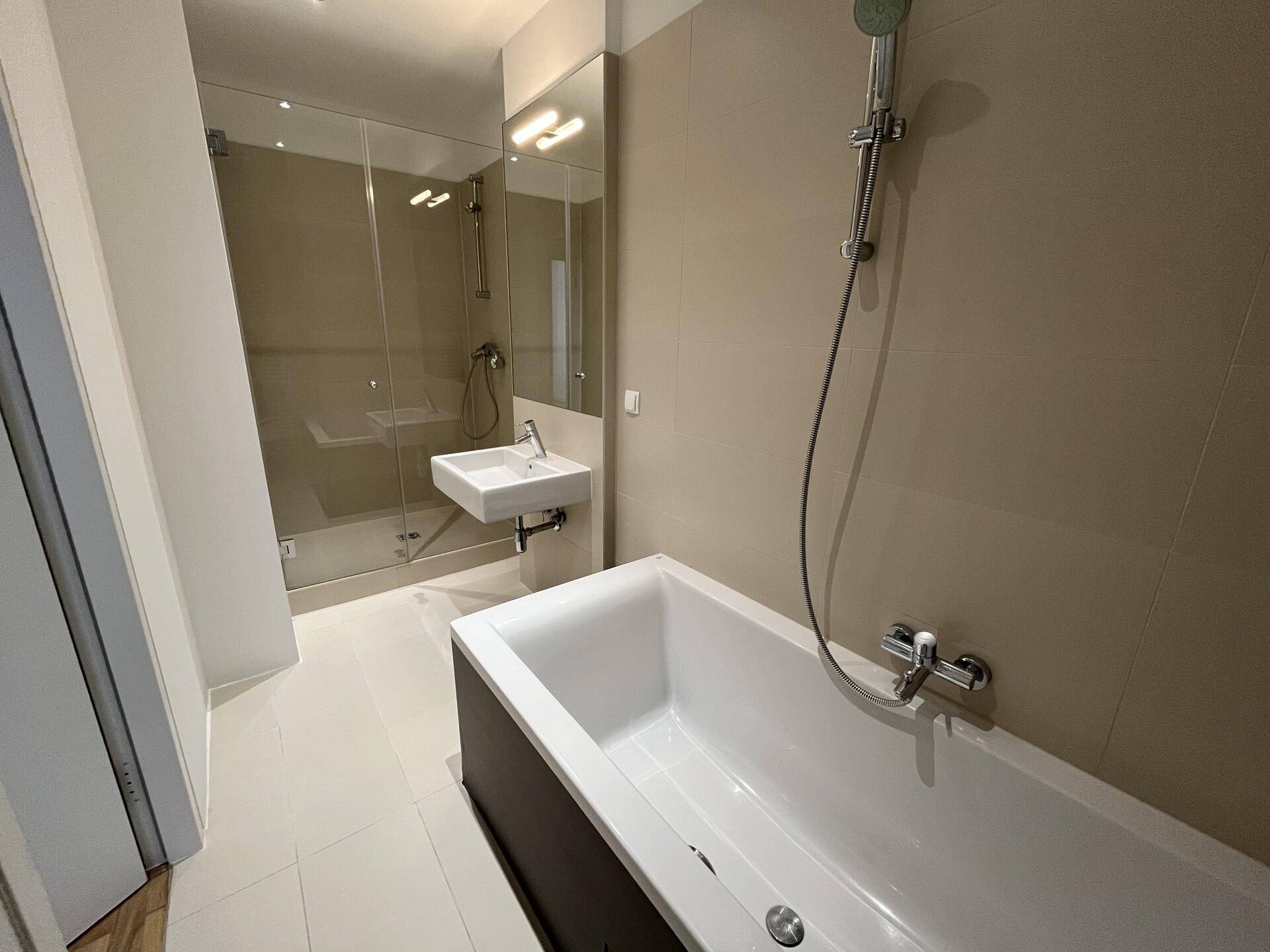 Hauptbadezimmer