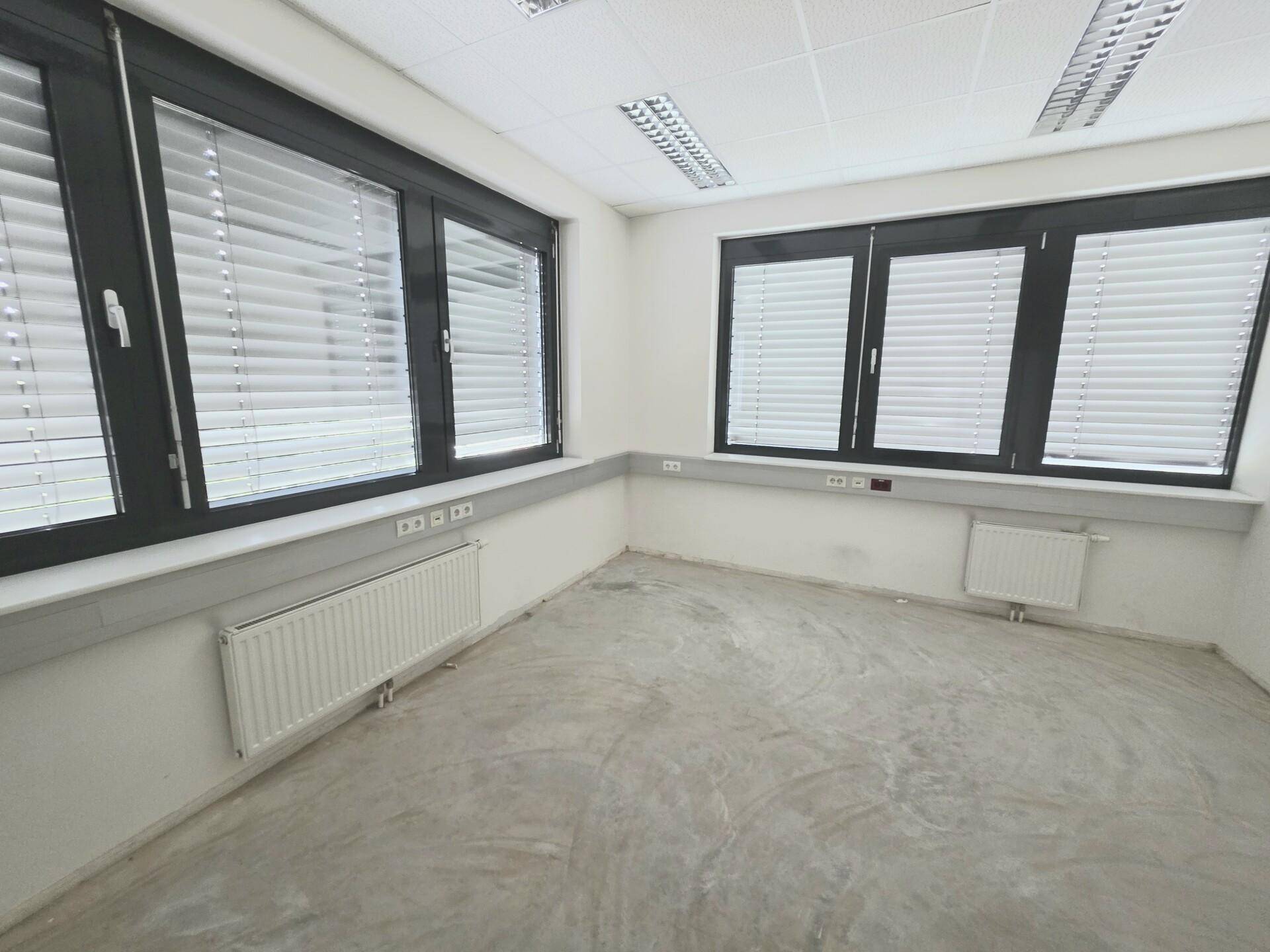 Büroraum-3