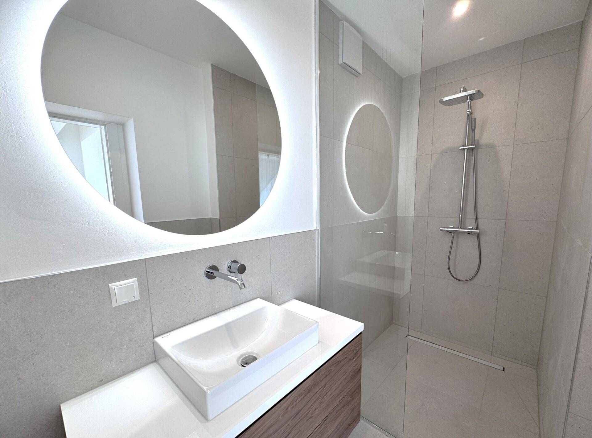 Badezimmer 1
