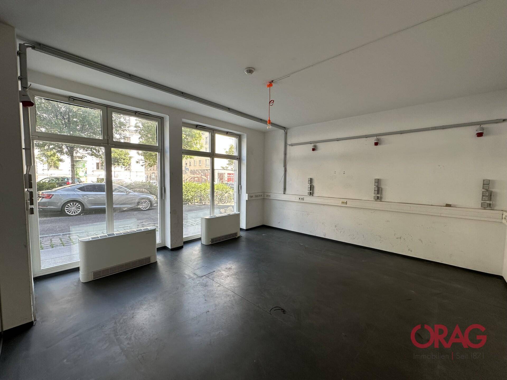 Büro 1 Front