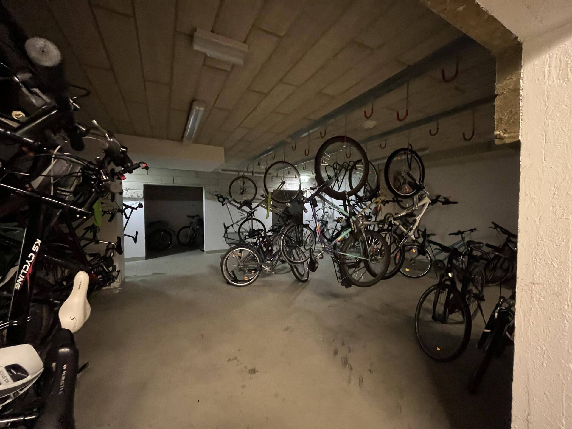 Fahrradabstellraum