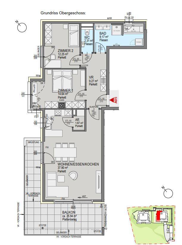 Detaillierter Grundriss des Obergeschosses mit Wohn-Essbereich, zwei Schlafzimmern und großem Balkon.