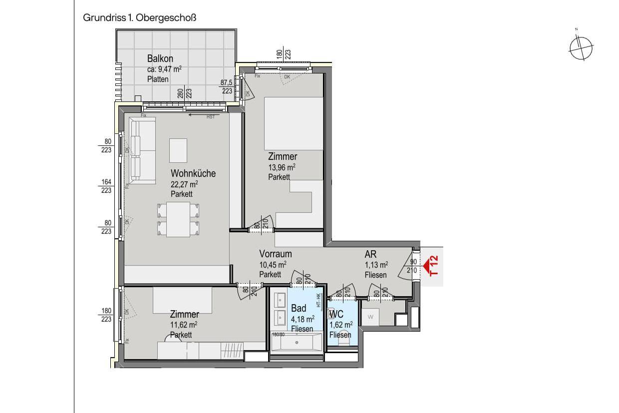 Grundriss des 1. Obergeschosses mit Wohnküche, zwei Zimmern und Balkon.