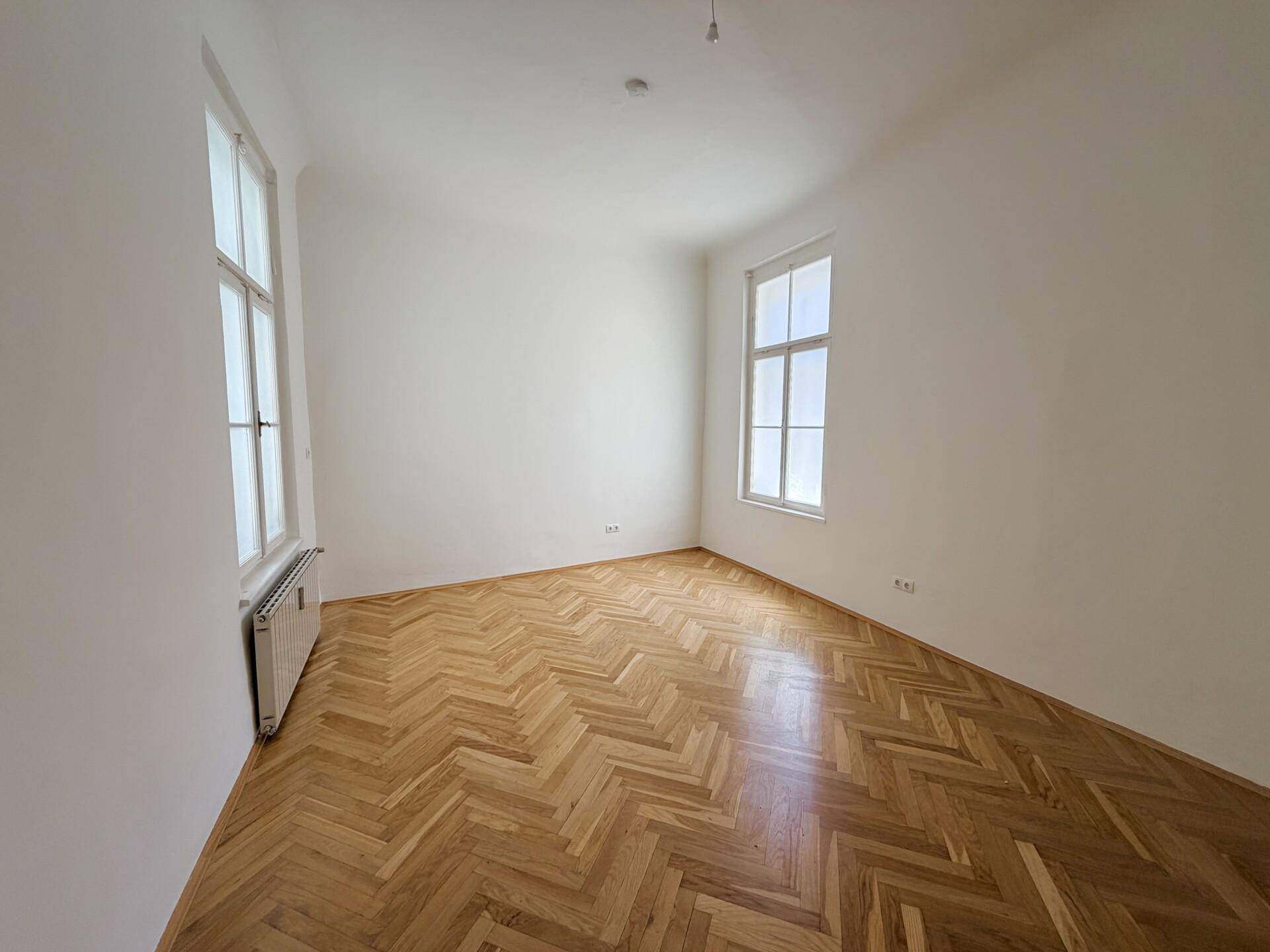 Elegantes Altbaubüro ca. 115 m² mit Lift - im Herzen von Graz - zu mieten - Ansicht 4