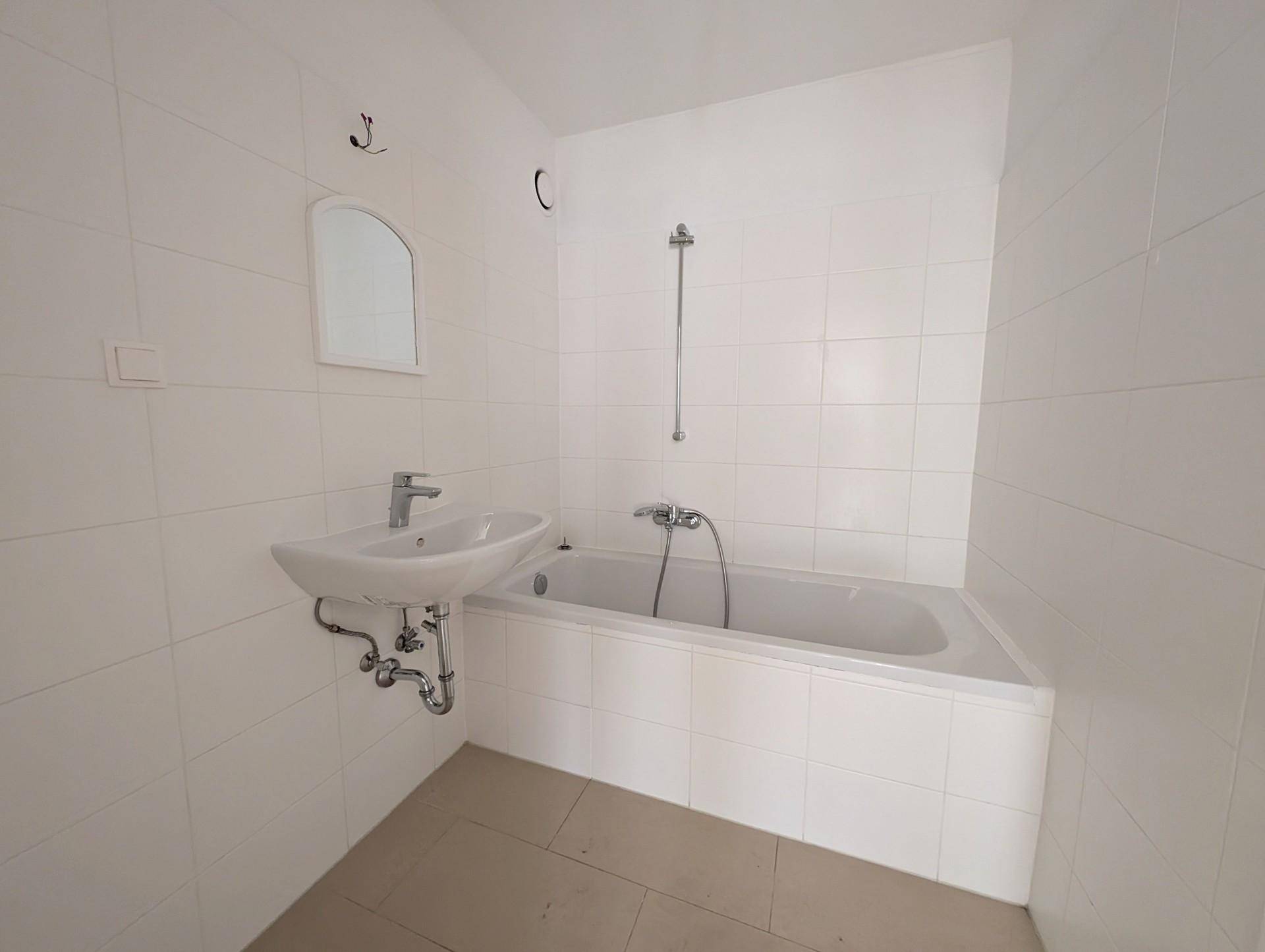 Helle 2 Zimmer Wohnung in 1100 Wien! - Więcej