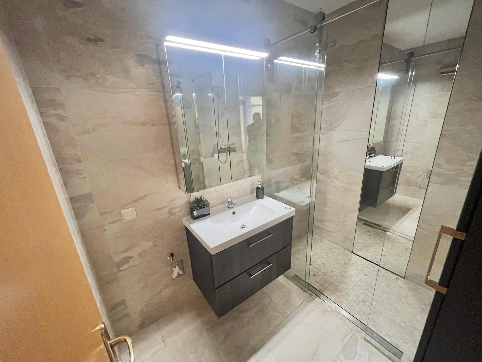 Badezimmer Ansicht