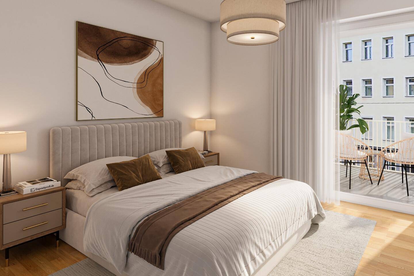 Gemütliches Schlafzimmer mit Doppelbett, Nachttischen und Zugang zu einem Balkon.
