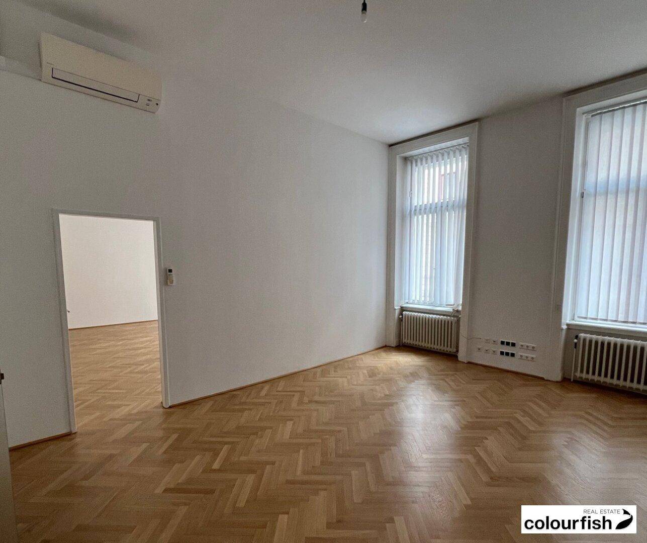 Attraktive Bürofläche mit Balkon nahe Burggarten - Widok 3