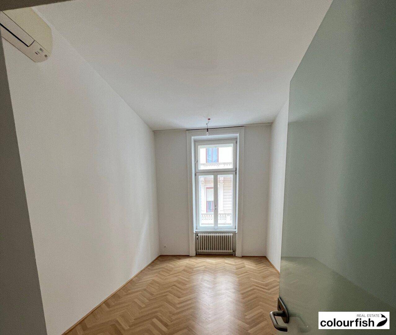 Attraktive Bürofläche mit Balkon nahe Burggarten - Widok 4
