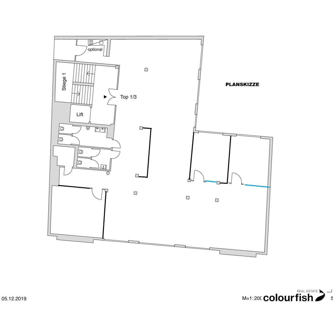 Grundriss zeigt eine Gewerbefläche mit Aufzug und flexibler Raumaufteilung.