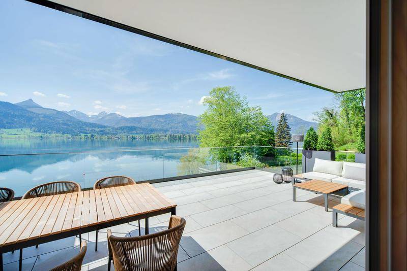 Terrasse mit Blick auf den Wolfgangsee