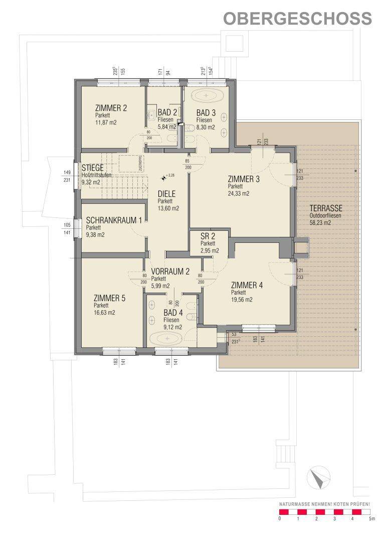 Grundriss des Obergeschosses mit mehreren Zimmern, Bädern, Schrankräumen und einer Terrasse.