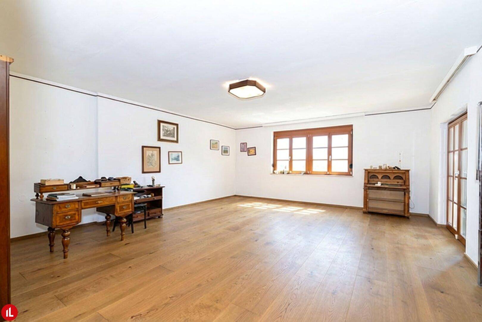 Großzügiges Grundstück (1.845 m²) mit Bestandshaus | Ruhe, Grünlage &amp; Entwicklungspotenzial – pohled 5