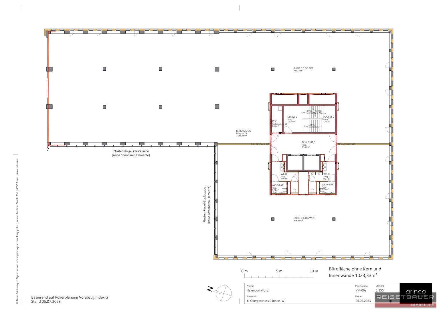 Grundriss einer Bürofläche von 1033,33 m² ohne Kern und Innenwände, mit zentralem Treppenhaus.